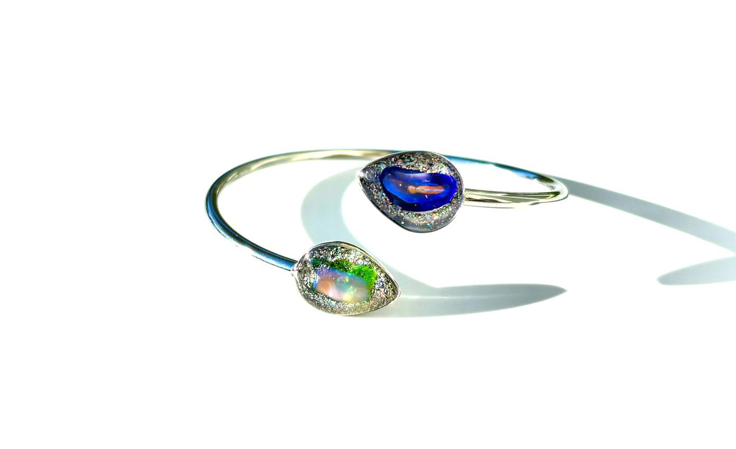 Mood Sea Glass™ Bangle Bracelet